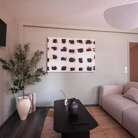 Le Saint-loup - T2 Dans Le Coeur Historique De Troyes