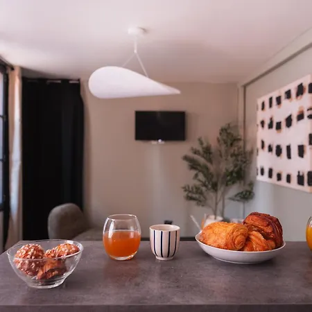 Le Saint-loup - T2 Dans Le Coeur Historique De * Troyes