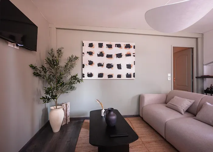 Le Saint-loup - T2 Dans Le Coeur Historique De Troyes