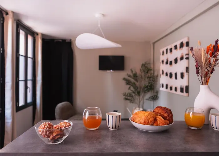 Le Saint-loup - T2 Dans Le Coeur Historique De * Troyes